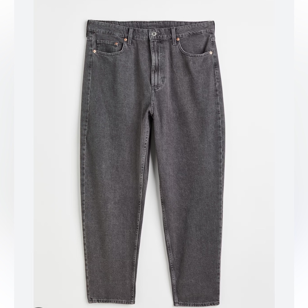 H&M loose mom jeans in grey! 👖
